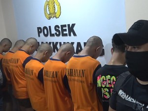 Kronologi 3 Remaja di Makassar Dianiaya-Dibusur Panah 10 Pria gegara Dendam