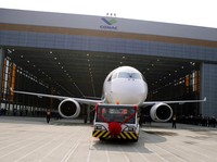 RI Tiba-Tiba Pepet Pesawat China Pesaing Boeing, Ini Alasannya