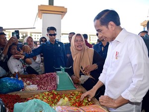 Jokowi Senang Harga Cabai-Bawang di Nagekeo Lebih Murah dari Jawa