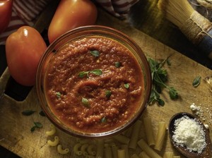 5 Jenis Saus Merah di Dunia, Ada Sambal hingga Saus Salsa!