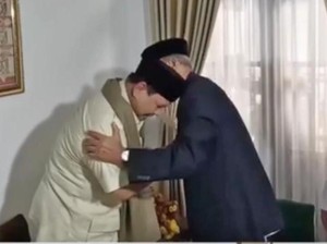 Ingat Pesan Gus Dur, Sesepuh Ponpes Cipasung Dukung Prabowo di Pilpres