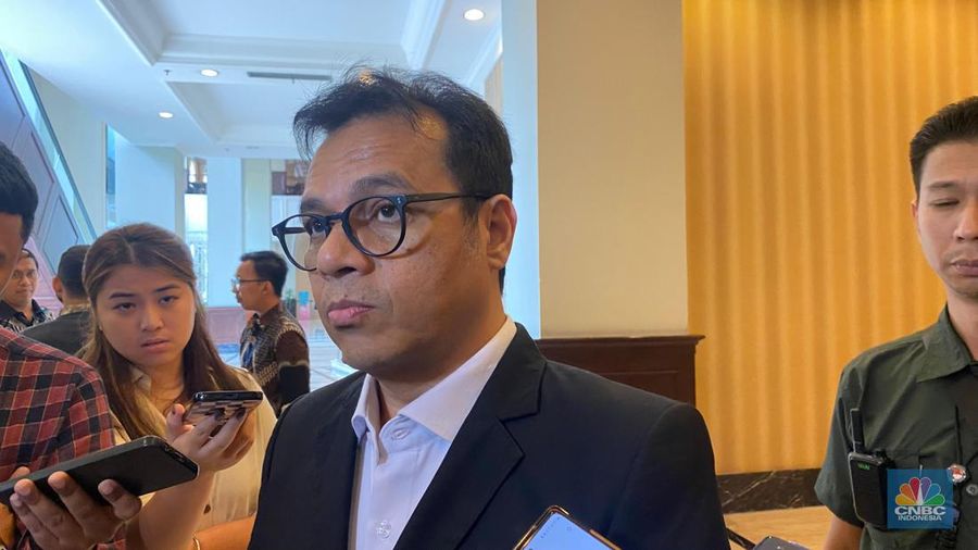 Wakil Menteri Kominfo Nezar Patria dalam acara Diskusi Multi-Pemangku Kepentingan untuk Pengembangan Kerangka Etika Kecerdasan Artifisial (վ/Novina)