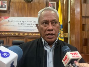 Video Komarudin PDIP: Kader Banyak, Silakan Bertarung Jadi Sekjen