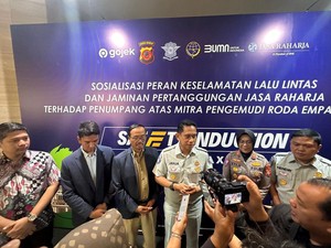 Jasa Raharja-Gojek Edukasi Aman Berkendara ke Driver GoCar di Bandung