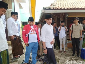 Kaesang Ngacir Saat Ditanya Soal Ade Armando di Bangkalan