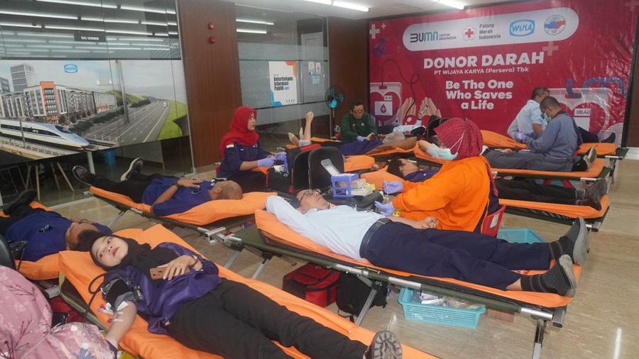 Kegiatan Donor Darah oleh WIKA