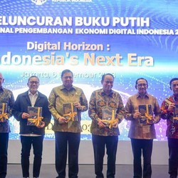 Airlangga Luncurkan Buku Putih Pengembangan Ekonomi Digital
