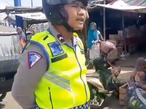 Polisi Kesulitan Cari Pemotor Emak-emak Lawan Arah Bentak Polantas