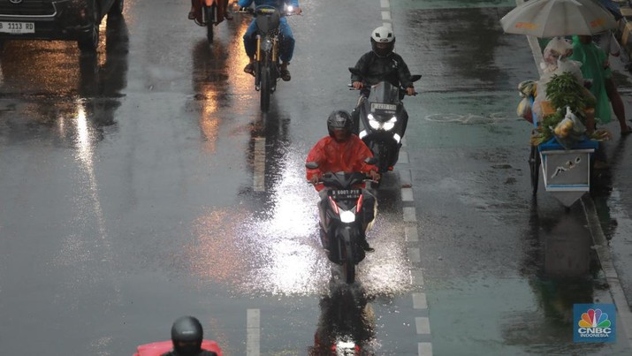 Ilustrasi hujan. (CNBC Indonesia/Muhammad Sabki)