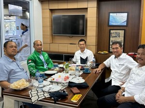 Setelah Istri Gabung, Ketua NasDem Kepri Merapat ke TKD Prabowo-Gibran