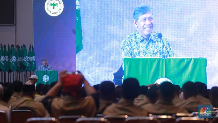 Ketua Umum GAPPERINDO Agus Pakpahan, di acara pertemuan Nasional Petani Kelapa Sawit, di Hotel Grand Paragon, Jakarta, Kamis, (7/12/2023). (CNBC Indonesia/Muhammad Sabki)