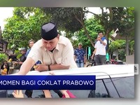 Video: Momen Prabowo Bagi Cokelat ke Anak-anak di Banten
