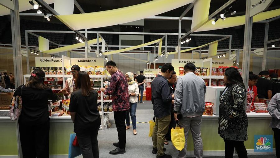 Pameran BRI UMKM EXPO (RT) BRILIANPRENEUR di Jakarta Convention Center (JCC), Jakarta, Kamis (7/12/2023). (CNBC Indonesia/Tri Susilo)