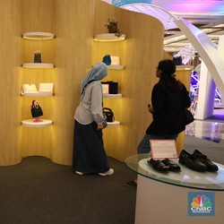 Beragam Komunitas Ramaikan BRI UMKM EXPO(RT) 2025