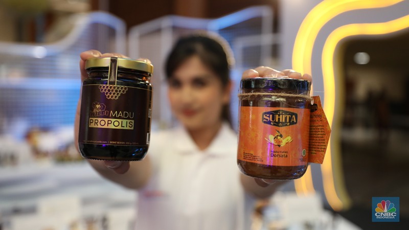 Pameran BRI UMKM EXPO (RT) BRILIANPRENEUR di Jakarta Convention Center (JCC), Jakarta, Kamis (7/12/2023). (CNBC Indonesia/Tri Susilo)
