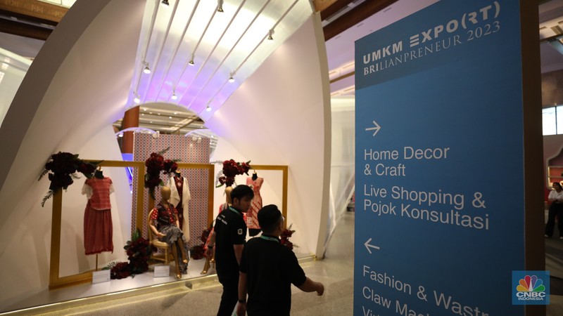 Pameran BRI UMKM EXPO (RT) BRILIANPRENEUR di Jakarta Convention Center (JCC), Jakarta, Kamis (7/12/2023). (CNBC Indonesia/Tri Susilo)