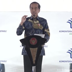 Investasi Luar Jawa 52%, Jokowi: Mestinya Lebih Gede Lagi