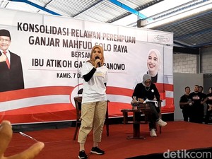 Bertemu Relawan di Karanganyar, Atikoh Dorong Perempuan Bisa Mandiri