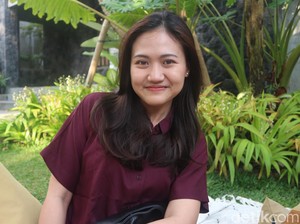 Ayu Sakura: Meraup Cuan dari Konten Tiga Bahasa