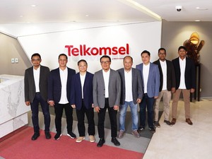 Tingkatkan Kinerja di 2024, Telkomsel Ganti Dirut dan Komisaris