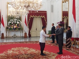 Jokowi Terima Surat Kepercayaan Dubes Denmark hingga Dubes Kanada