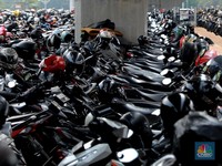 Bedanya Pajak dan Retribusi Parkir, Simak di Sini!