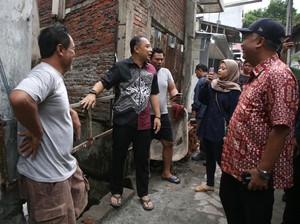 Walkot Eri Akan Kembalikan Fungsi Saluran di Lokasi Genangan Setinggi Perut