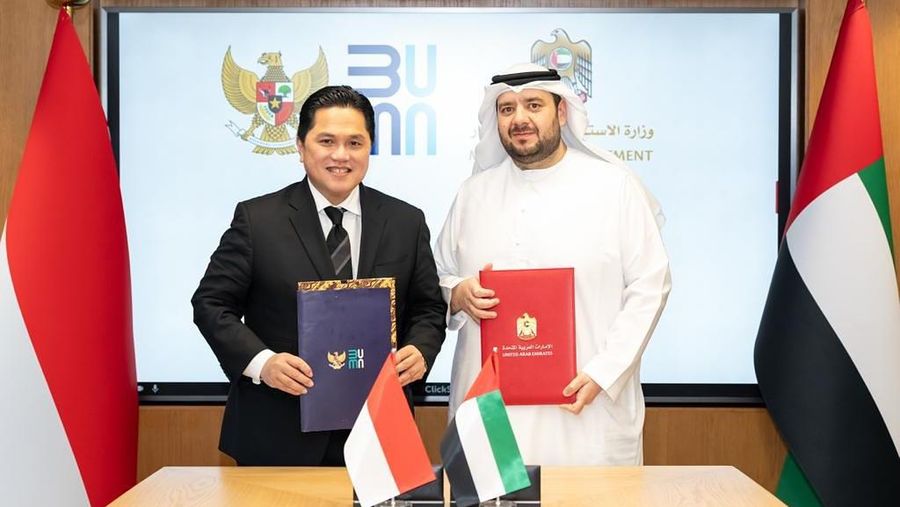 Menteri BUMN Erick Thohir teken MoU dengan Menteri Investasi UAE Mohamed Hassan Al Suwaidi di Abu Dhabi, Sabtu (9/12/2023). [dok. Instagram Erick Thohir]