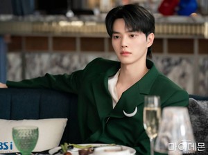 Song Kang Berangkat Wamil Besok, Tulis Surat untuk Fans