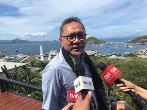 Zulhas Cerita Peran Jokowi Percantik Taman Laut  di Labuan Bajo