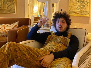 5 Fakta Benny Blanco, Produser Musik Kekasih Baru Selena Gomez