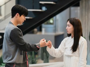 Ramalan Zodiak Cinta 21 Maret: Aries Lebih Peduli, Virgo Perbaiki Komunikasi