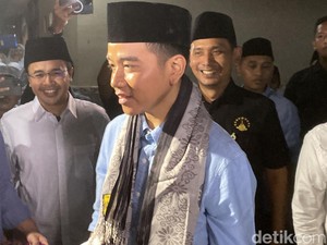 Gibran Sambangi Ponpes Al-Tsaqafah Jagakarsa, Disambut Said Aqil