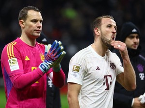Bayern Jadikan MU Pelampiasan Usai Dibantai Frankfurt