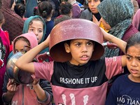 Potret Warga Gaza Kelaparan di Tengah Serangan Israel