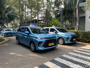 Viral Sopirnya Ludahi Driver Online, Blue Bird Buka Suara