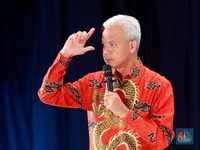 Cerita Ganjar di Balik Upah Buruh Jawa Tengah yang Rendah
