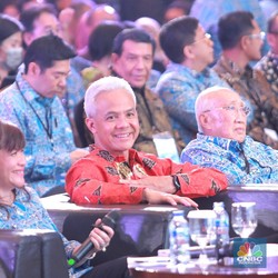 Ganjar Blak-blakan, Ada Daerah Punya Smelter Tak Punya Bensin