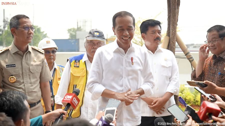 Keterangan Pers Presiden Jokowi Usai Resmikan Stasiun Pompa Ancol Sentiong, (11/12/2023). (Tangkapan layar Youtube Setpres RI)
