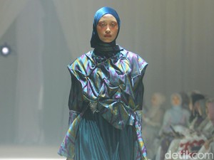 Tren Hijab 2024, Voal Segi Empat Masih Jadi Idaman dan Kain Velvet Akan Hits