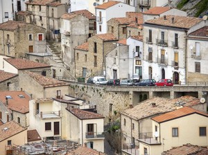 Modal Rp 19.700 Bisa Punya Rumah di Italia!