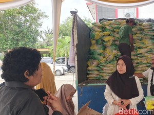 Tekan Harga Beras, Bulog Sumsel Babel Lanjutkan Operasi Pasar Murah di 2024
