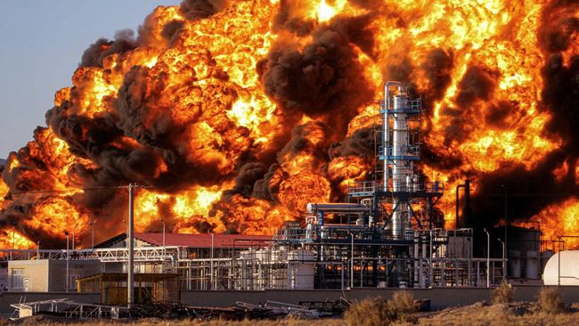 Awas Harga Minyak Menggila, Israel Target Tembak Minyak Iran