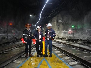 Kunjungi Tembagapura, Puan & Arifin Tasrif Apresiasi Kinerja Freeport
