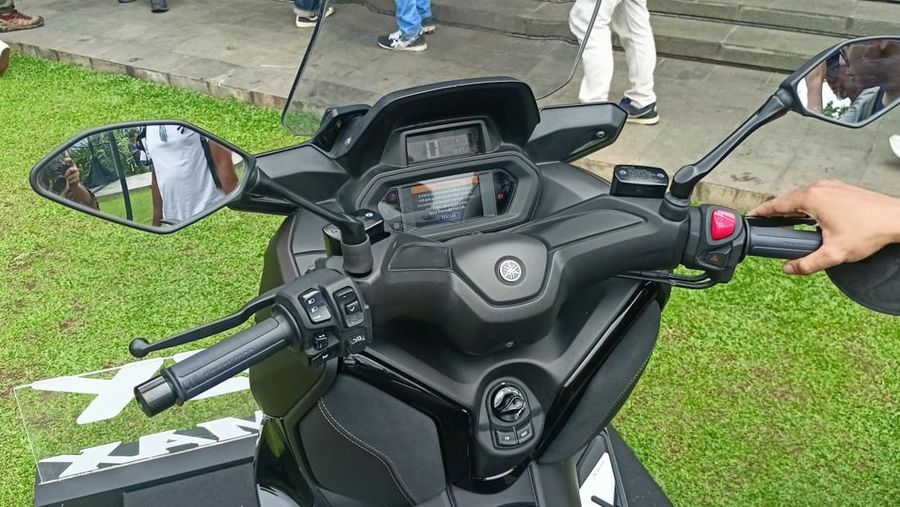 XMAX 250 TechMAX
