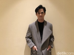 Cara Bhisma Mulia Bangun Chemistry di Film Pemukiman Setan
