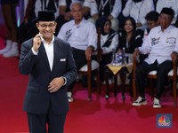Anies: Penumpang Trans Jakarta 1 Juta Per Hari, Benarkah?