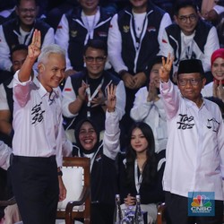 Ganjar: Pemerintah Tak Boleh Baperan, Harus Terima Kritik!