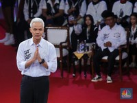 Balas Prabowo, Ganjar: Pupuk Langka di Papua, Sumatera-NTB!