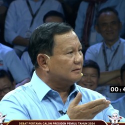 Prabowo Serang Anies: Jokowi Diktator, Anda Tak Jadi Gubernur